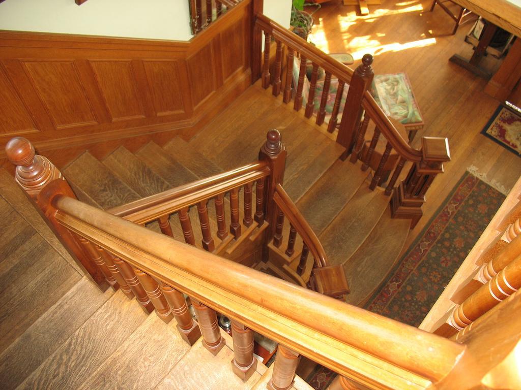 Hugging Bear Inn Bellows Falls ภายนอก รูปภาพ